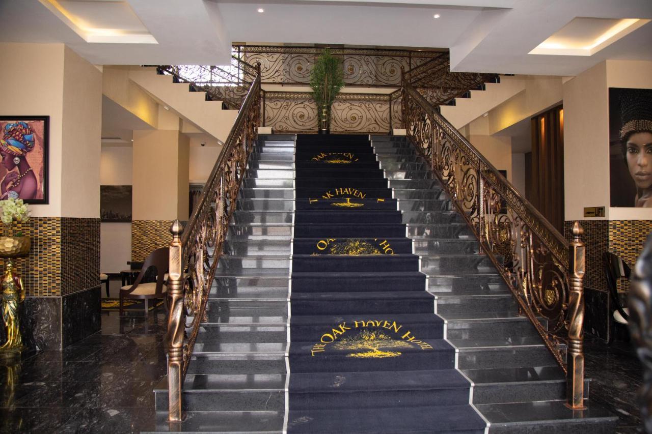 Oak Haven Hotel & Suites Port Harcourt Esterno foto