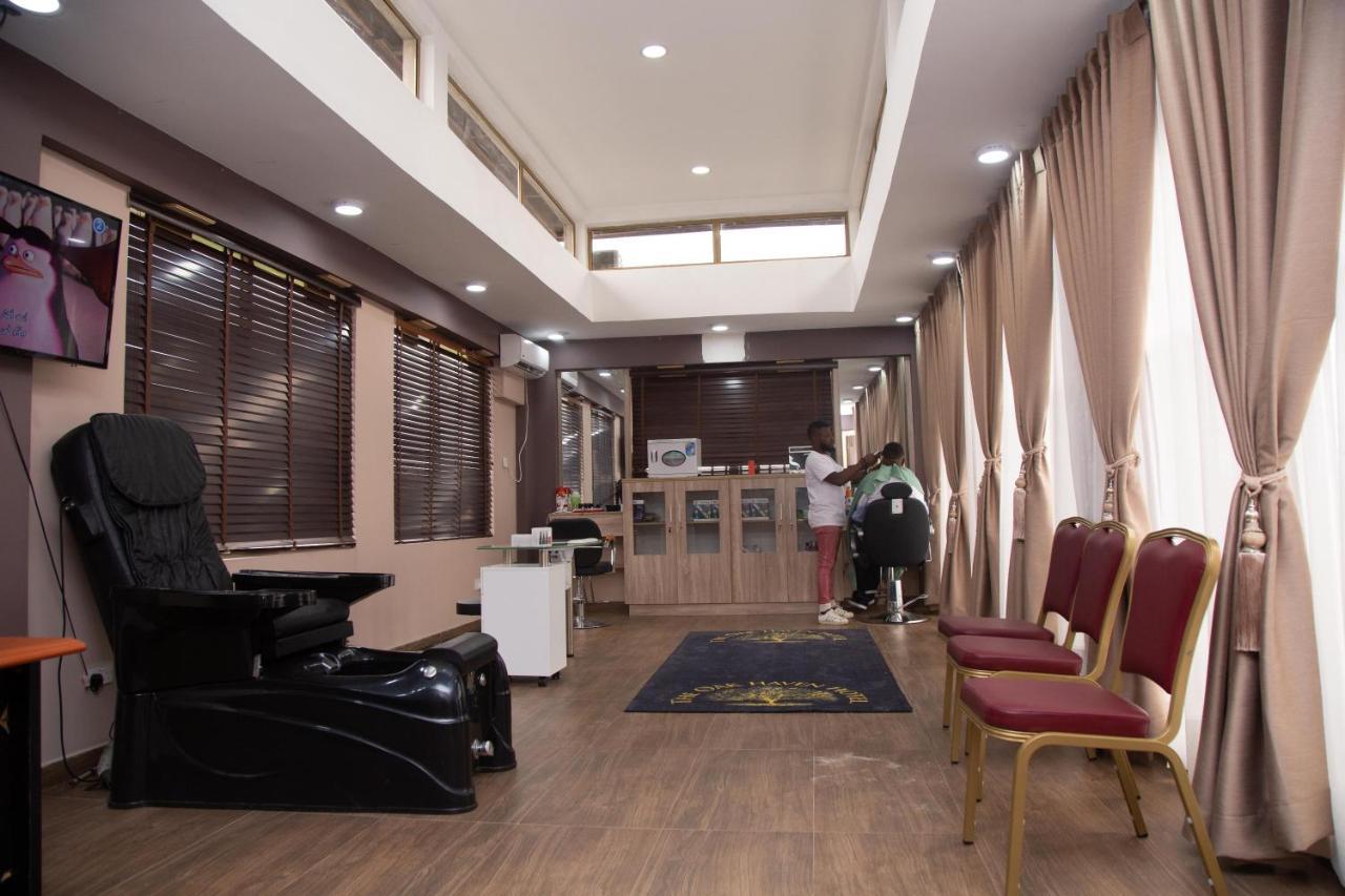 Oak Haven Hotel & Suites Port Harcourt Esterno foto