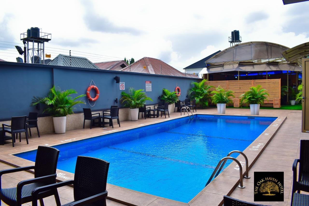 Oak Haven Hotel & Suites Port Harcourt Esterno foto